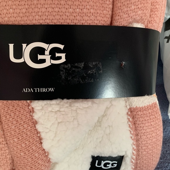 UGG Throw blanket - Picture 4 of 6